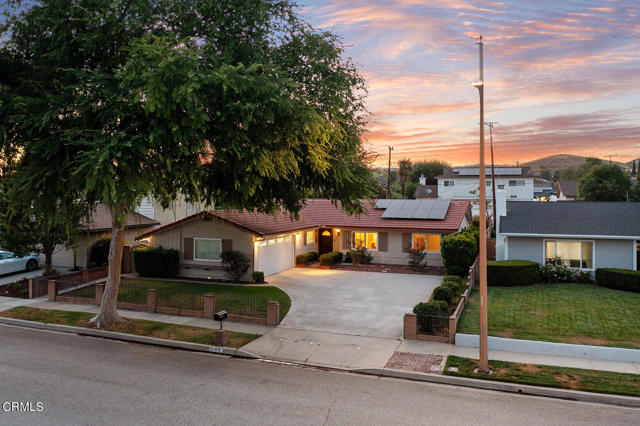 Detail Gallery Image 1 of 1 For 2169 Cheam Ave, Simi Valley,  CA 93063 - 3 Beds | 2 Baths