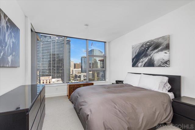 1388 Kettner Blvd, San Diego CA: https://media.crmls.org/mediaz/0141cf9e-2b34-4e7d-88af-ae9a33a4dadb.jpg