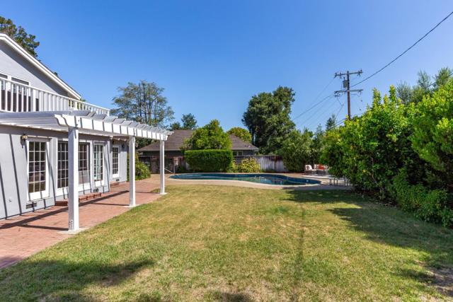 1869 Middleton Avenue, Los Altos CA: https://media.crmls.org/mediaz/0142126b-b5f5-4d4c-bae0-37d8b6cd8097.jpg