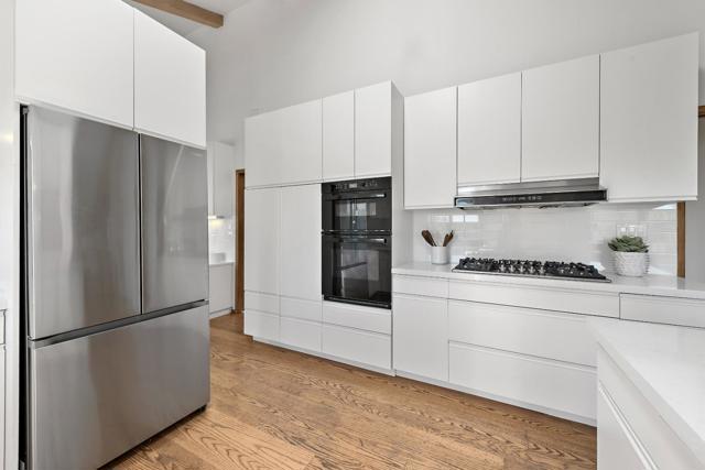 14449 Liddicoat Circle, Los Altos Hills CA: https://media.crmls.org/mediaz/014240c0-a967-47f0-ba69-d89e27d14b4e.jpg