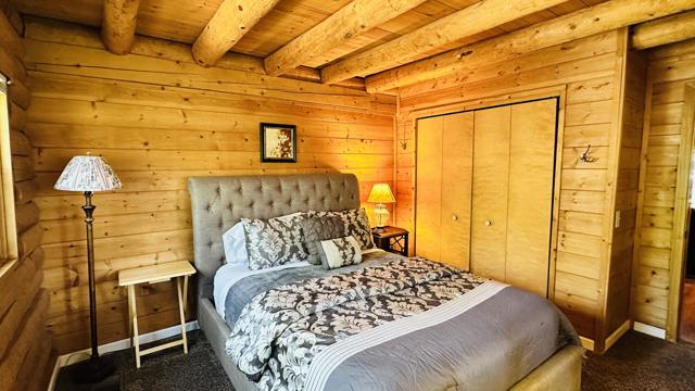 53341 Sherman Drive, Idyllwild CA: https://media.crmls.org/mediaz/01425fb9-1b47-42e8-96d1-5f520ce9cc81.jpg