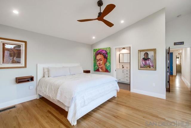 4471 Rolando Blvd, San Diego CA: https://media.crmls.org/mediaz/0142a54e-b129-4bd5-91ad-78be413115d8.jpg