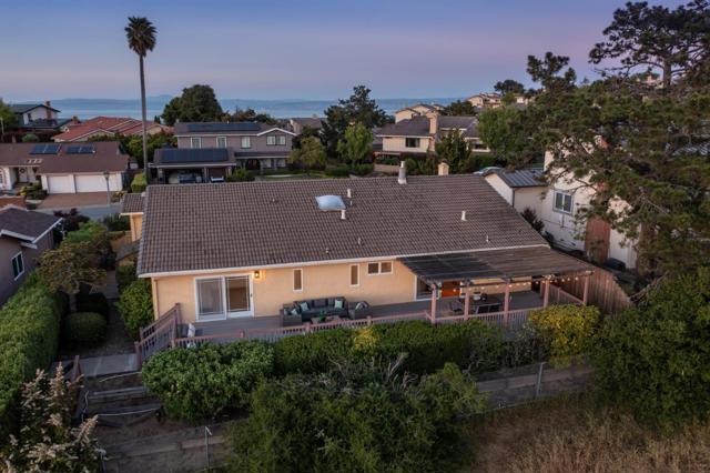 150 Crestview Drive, San Carlos CA: https://media.crmls.org/mediaz/0143a420-cd31-4815-ad30-03e92e5dd2f0.jpg