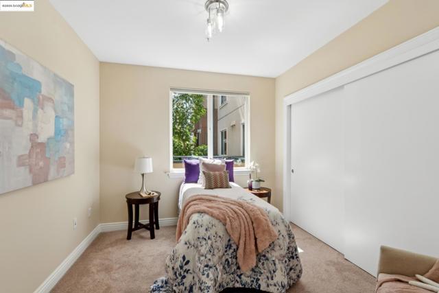 1310 Creekside Dr, Walnut Creek CA: https://media.crmls.org/mediaz/0143bf6b-11e7-4fdf-a466-dc78ce78ef8d.jpg