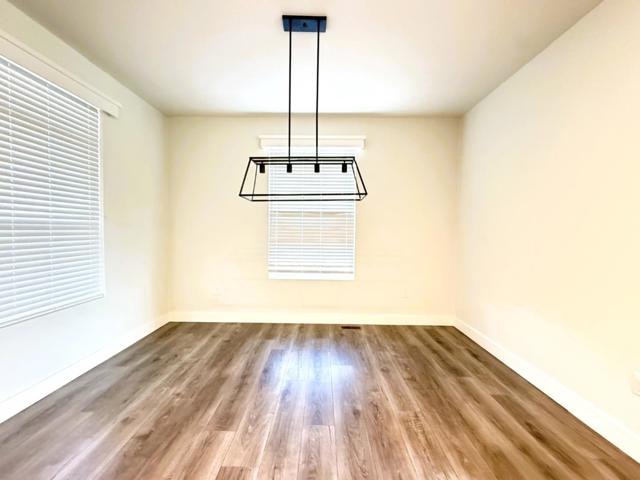 445 N Capitol Avenue, San Jose CA: https://media.crmls.org/mediaz/01446e69-775d-458a-adbd-1c6c5c790531.jpg