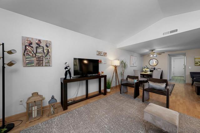 10366 Rochelle Ave, Santee, California 92071, 3 Bedrooms Bedrooms, ,2 BathroomsBathrooms,Single Family Residence,For Sale,Rochelle Ave,250041076SD