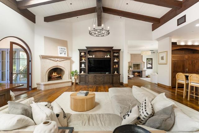 Detail Gallery Image 8 of 31 For 16636 El Zorro Vista, Rancho Santa Fe,  CA 92067 - 5 Beds | 5/4 Baths