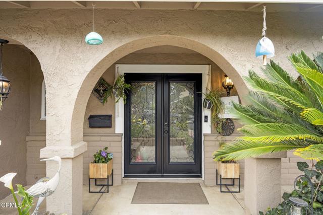 1099 N Agusta Avenue, Camarillo CA: https://media.crmls.org/mediaz/0145e2f4-e66a-48b6-aaea-8549a0a1916c.jpg