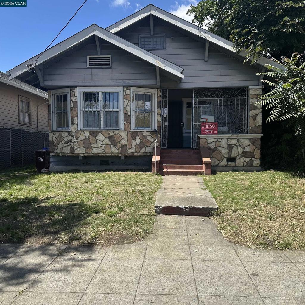 1605 90Th Ave