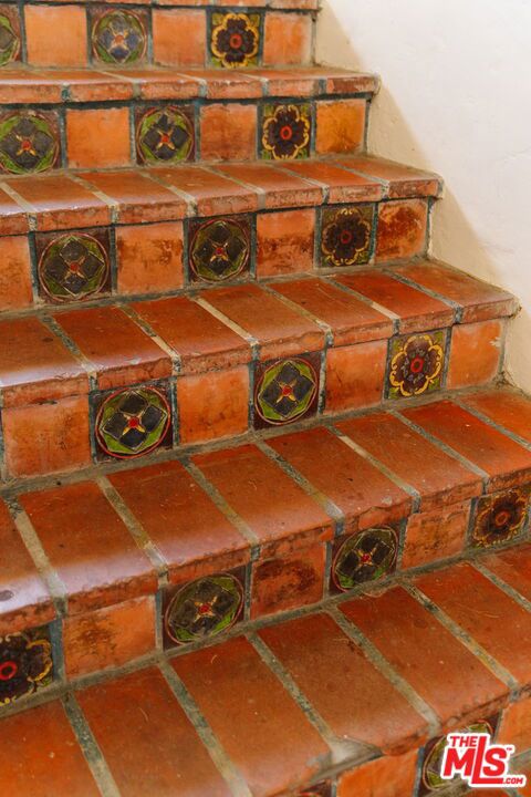 6366 Orange Street photo 4