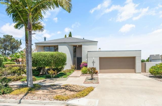 Detail Gallery Image 2 of 45 For 3112 N Mountain View Dr, San Diego,  CA 92116 - 4 Beds | 2 Baths