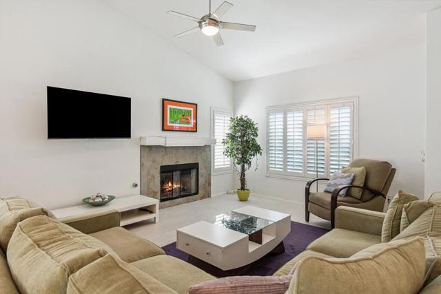 2340 N Paseo De Anza, Palm Springs CA: https://media.crmls.org/mediaz/01482be3-cca9-47e2-ba4c-95611802a0ba.jpg
