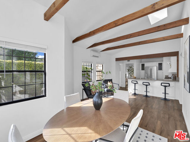 4215 Mentone Avenue, Culver City CA: https://media.crmls.org/mediaz/014865e6-521a-422b-ad51-7f10e8278d8e.jpg