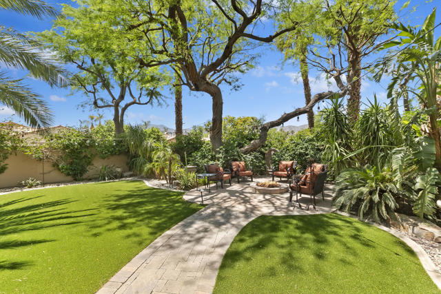 063_Backyard
