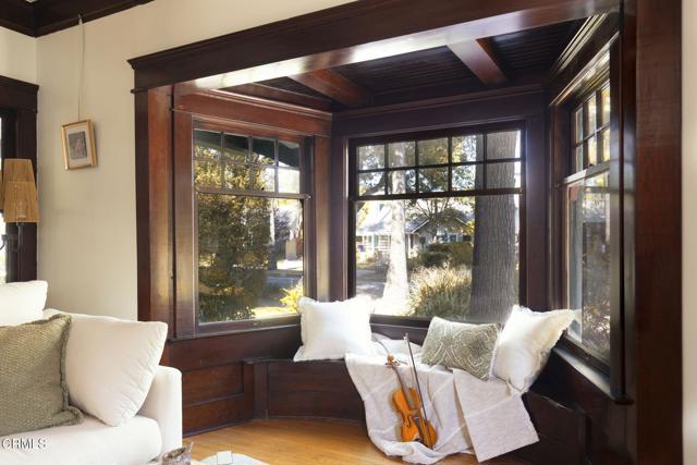 1813 Wayne Avenue, South Pasadena CA: https://media.crmls.org/mediaz/014980cc-d5a0-4adc-98d8-7c73a4c9b345.jpg