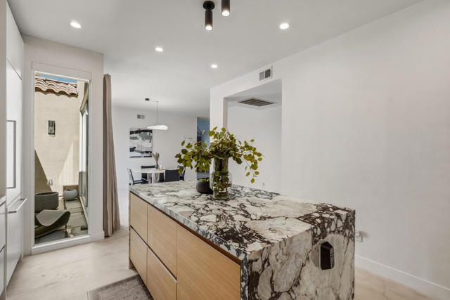 149 Lake Shore Drive, Rancho Mirage, CA 92270
