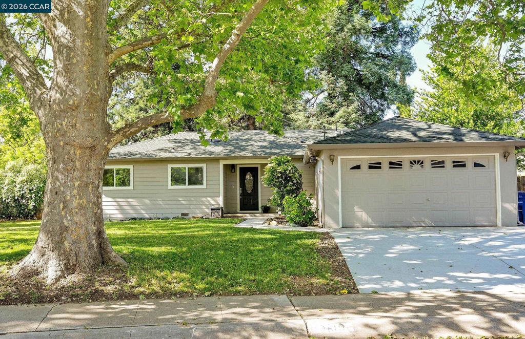 1813 Silverwood Drive