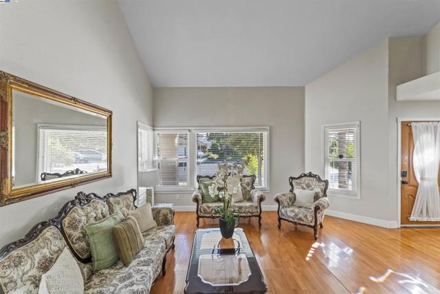 1429 BLUESAGE COURT, Tracy CA: https://media.crmls.org/mediaz/014a9323-6dc5-4619-8f86-e7462fc8f5ed.jpg
