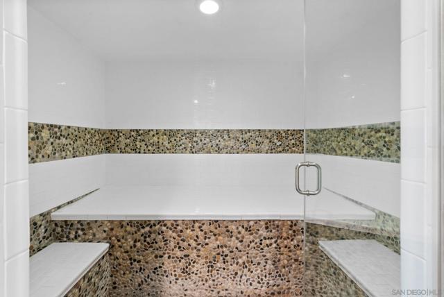 5392 Wilshire Drive, San Diego CA: https://media.crmls.org/mediaz/014a98b5-8a0a-4989-9602-fc8b1987b816.jpg