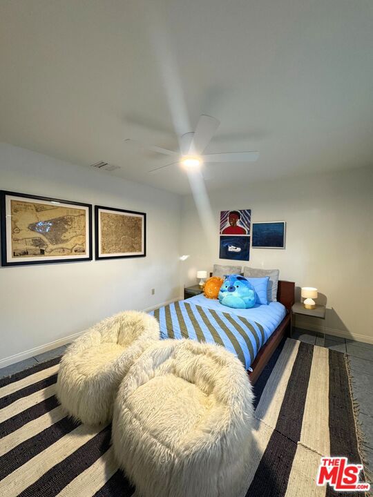 6155 Poppy Peak Drive, Los Angeles CA: https://media.crmls.org/mediaz/014ac38b-3f46-421e-b5f0-ea0e64598a1b.jpg