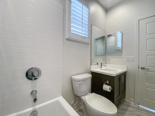 Image 24 of 41 For 2206 Element Way