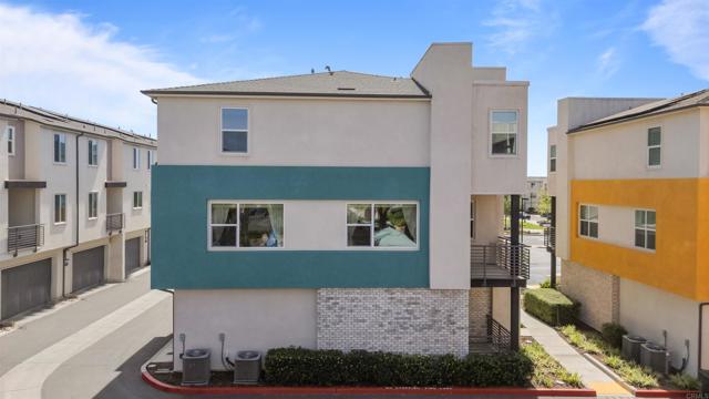 Detail Gallery Image 2 of 72 For 1856 Focus Dr, Chula Vista,  CA 91915 - 4 Beds | 3/1 Baths