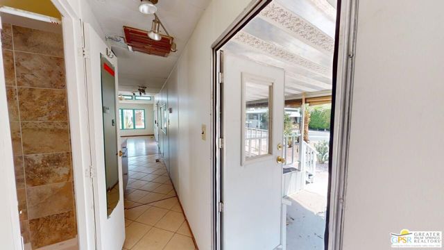 15 Mckinley Drive, Cathedral City CA: https://media.crmls.org/mediaz/014cbd59-ccd3-4943-8e85-25ce51ebaac5.jpg