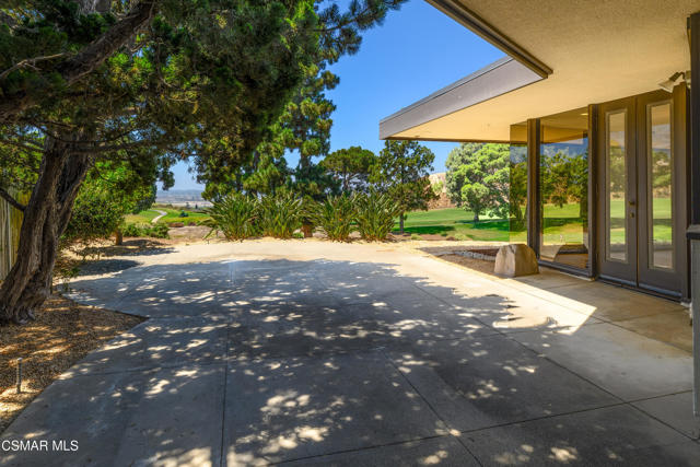 4787 Clubhouse Drive, Somis CA: https://media.crmls.org/mediaz/014cf794-128f-46c3-bd35-65b4d5b6bc88.jpg