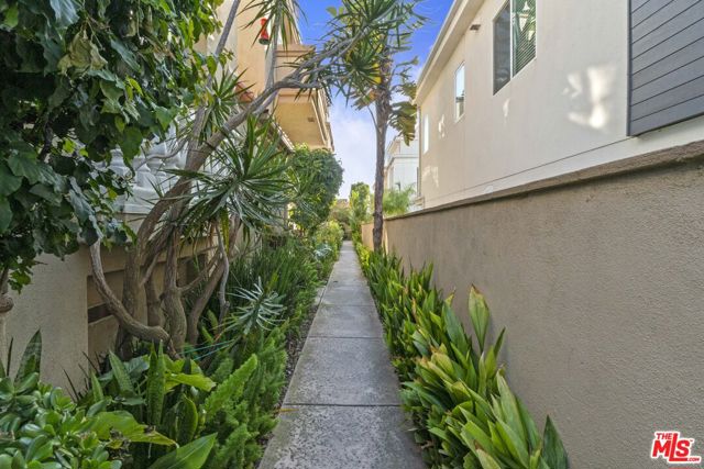 515 Gertruda Avenue, Redondo Beach, California 90277, 3 Bedrooms Bedrooms, ,2 BathroomsBathrooms,Residential,Sold,Gertruda,24430761