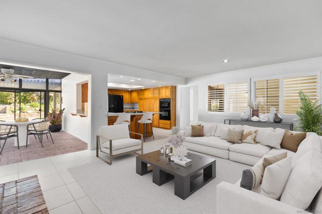 7214 Manzanita, Carlsbad CA: https://media.crmls.org/mediaz/014da259-f45f-4b38-b9b6-2db5041b9537.jpg