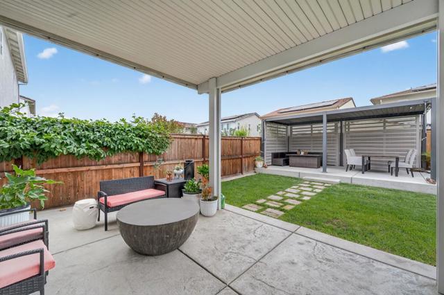 6707 Oakum Way, Stockton CA: https://media.crmls.org/mediaz/014dfba7-5cac-4401-9319-8175f1630e92.jpg