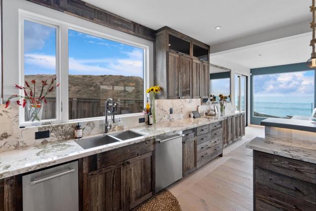 275 Davenport Landing Road, Davenport CA: https://media.crmls.org/mediaz/014e48be-f0db-4947-98e7-332409027872.jpg