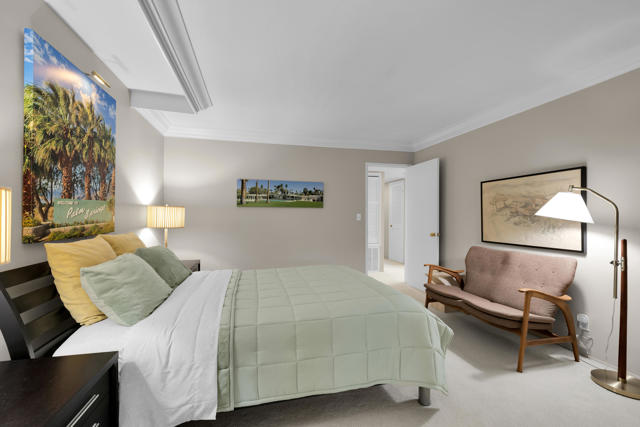 246 E Avenida Granada, Palm Springs, CA 92264