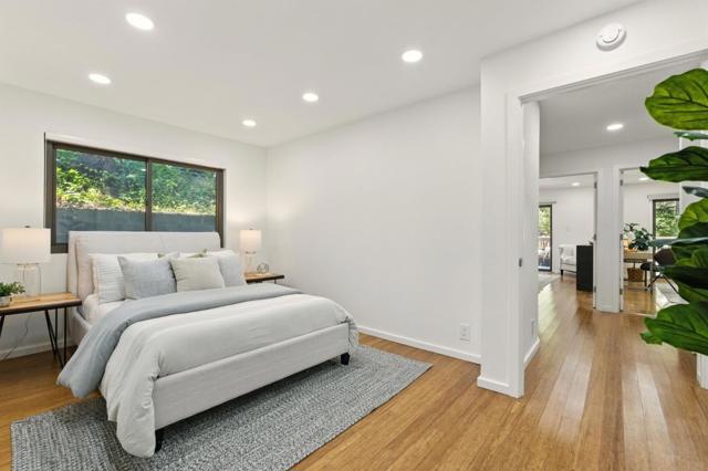 1 Creekridge Court, San Mateo CA: https://media.crmls.org/mediaz/014ed4df-011b-4b6d-b161-5c2869ccb5c3.jpg