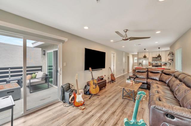 4817 4821 Coronado Ave., San Diego CA: https://media.crmls.org/mediaz/01504ce6-45e0-436c-bc01-defc81933ddb.jpg
