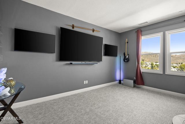 1915 Hazel Nut Court, Agoura Hills CA: https://media.crmls.org/mediaz/0150652f-6554-4889-b485-1b1f350f8805.jpg