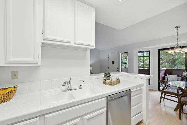 461 Costa Mesa Terrace, Sunnyvale CA: https://media.crmls.org/mediaz/0151376e-34ad-4a90-98fe-62757515dd34.jpg
