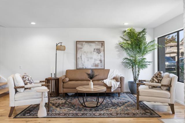 Detail Gallery Image 4 of 51 For 3851 Camino Lindo, –,  CA 92122 - 3 Beds | 2/1 Baths