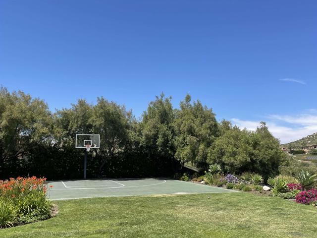 14155 Bryce Point, Poway CA: https://media.crmls.org/mediaz/0151ae29-431f-4e23-b968-38c71543d6b9.jpg