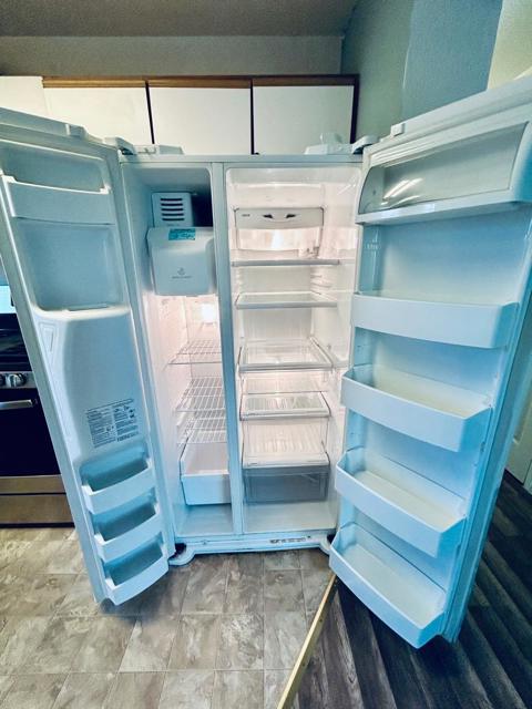 5822 E 16th Street, Oakland CA: https://media.crmls.org/mediaz/0153179b-961b-4346-b162-cdc672fa5960.jpg