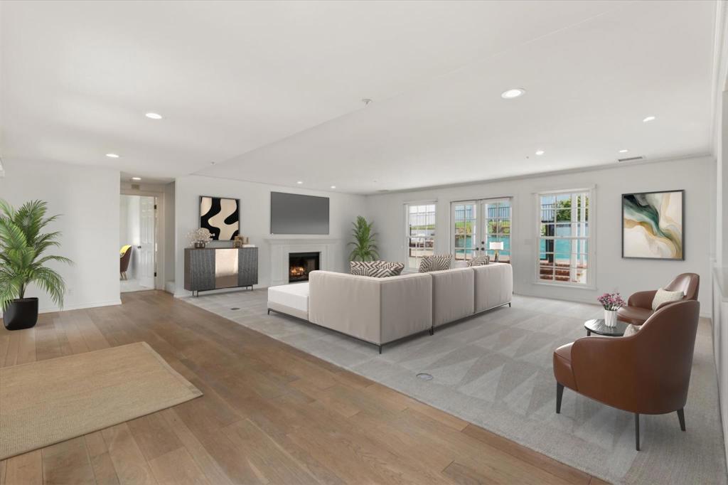 MLS #250037042SD image #14