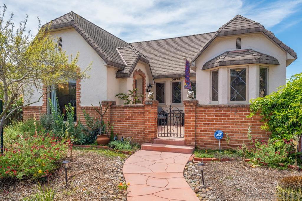 3576 Villa Terrace - photo 2