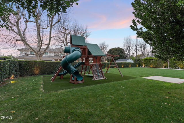 Detail Gallery Image 45 of 54 For 550 Unique Ln, Simi Valley,  CA 93065 - 5 Beds | 5/1 Baths