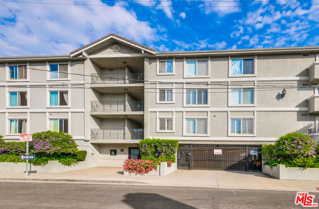 2308 Schader Drive, Santa Monica, California 90404, 2 Bedrooms Bedrooms, ,2 BathroomsBathrooms,Condominium,For Sale,Schader,24422633