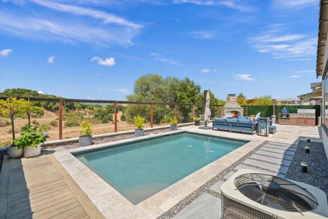 7171 Spumante Court, Gilroy CA: https://media.crmls.org/mediaz/015683eb-bf47-411c-b099-38b69fa9c6b9.jpg