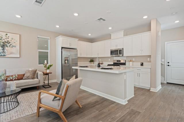 1938 Julie Dawn Pl, Escondido CA: https://media.crmls.org/mediaz/0156d631-c284-4e89-8757-18afe2d7a49c.jpg