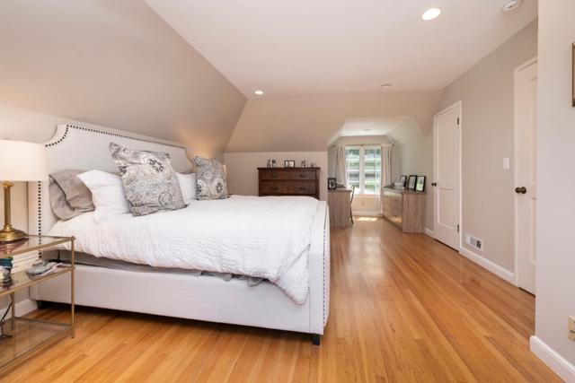 2820 Adeline Drive, Burlingame CA: https://media.crmls.org/mediaz/015743df-888d-4e39-a5a7-7cbff9237de8.jpg