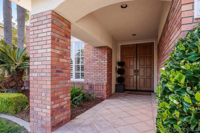 4798 Thurston Pl, San Diego CA: https://media.crmls.org/mediaz/01579ea1-fc28-4537-aed1-aba8d49252bb.jpg