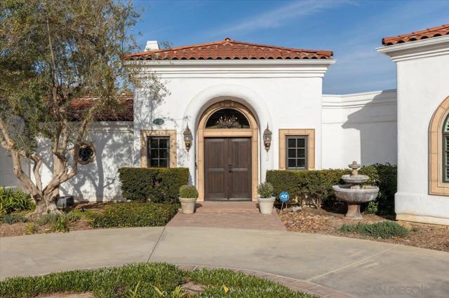 Image 3 of 62 For 14891 De La Valle Pl