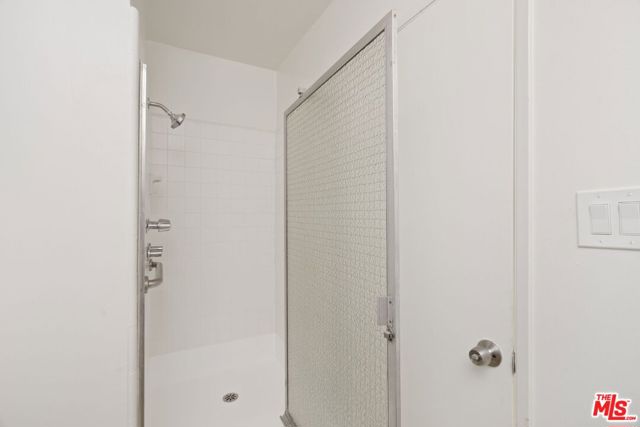 1481 Reeves Street, Los Angeles CA: https://media.crmls.org/mediaz/015d272c-596b-41d9-b299-2d8500278bc6.jpg
